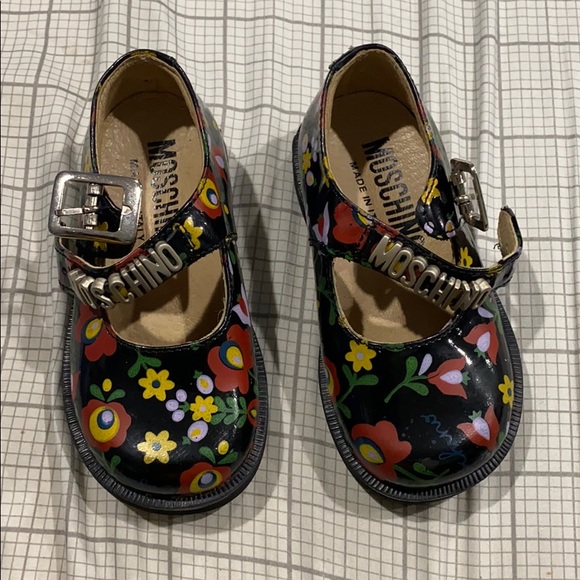 Moschino Other - Moschino Girl’s Floral Leather Sandals US Size 4